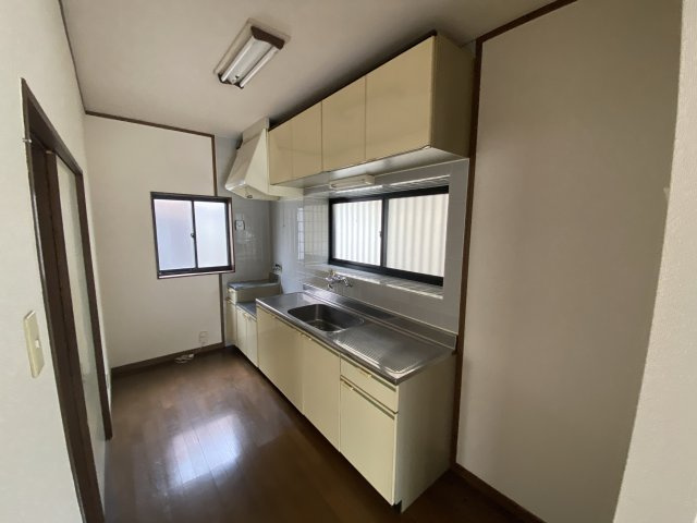 今在家6丁目戸建てのキッチン