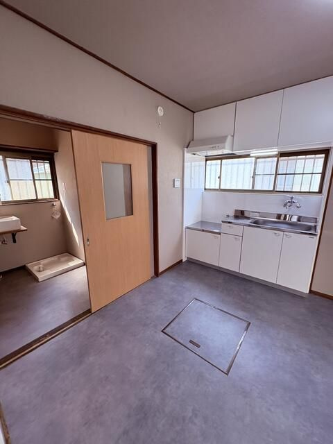 八千代台貸賃貸戸建の居間・リビング