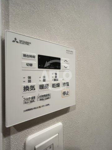 シーズンフラッツ新大阪SOUTHの洗面所|浴室乾燥機