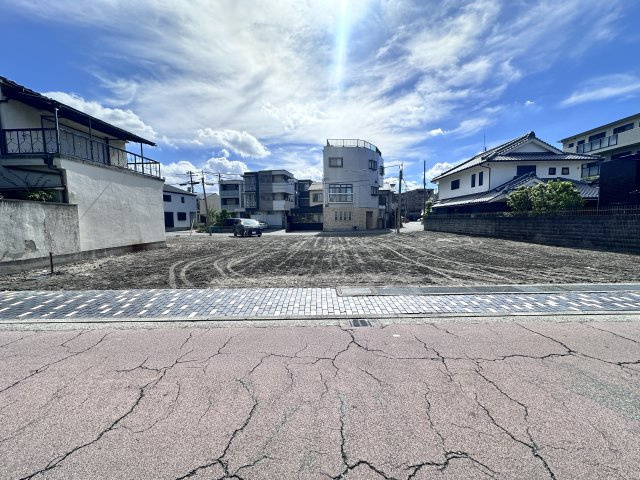 FreeLife久々知11　7号地の前面道路含む現地写真