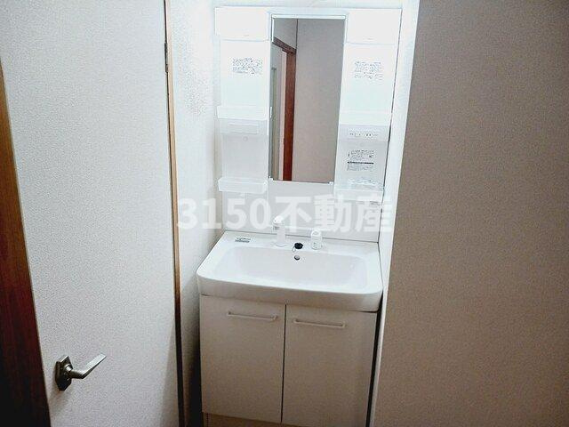 ファミーユＢの洗面所|忙しい朝には欠かせない洗面所です