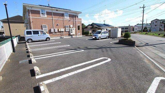 メゾン・パルテールＥの駐車場|駐車場があります