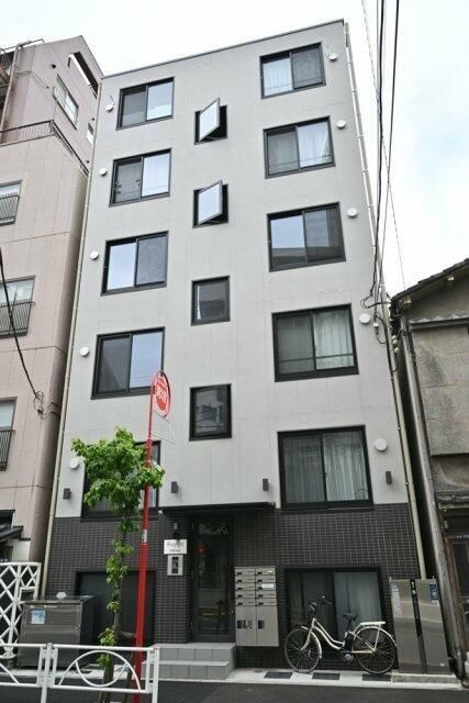 墨田区向島２丁目の賃貸マンションの外観