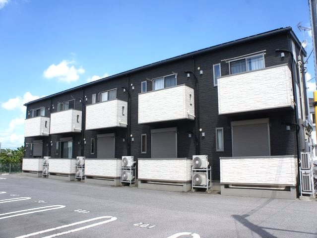 【外観】 | ヴィクトワールさやか | オシャレな外観が特徴の賃貸住宅です♪