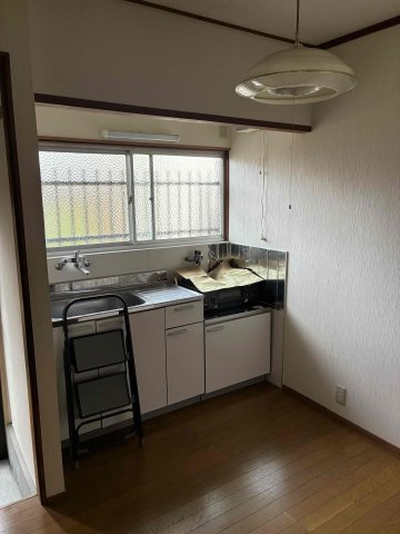 深草藪之内町のキッチン