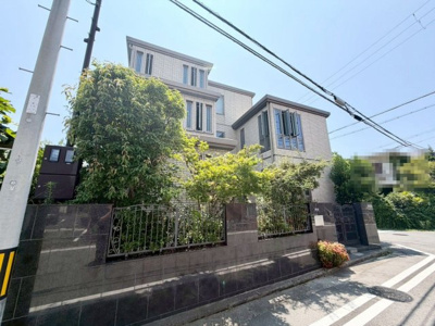【外観】 | 大浜中町２丁　中古戸建 | 【広々９ＬＤＫ】家族の多いご家庭や２世帯住宅にもいいですね♪是非現地にてご確認ください♪