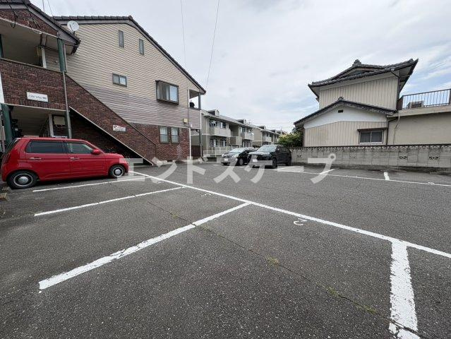 パルハイム９９の駐車場|高崎、前橋のお部屋探しはエンドスケープまで！お客様の理想お聞かせ下さい♪