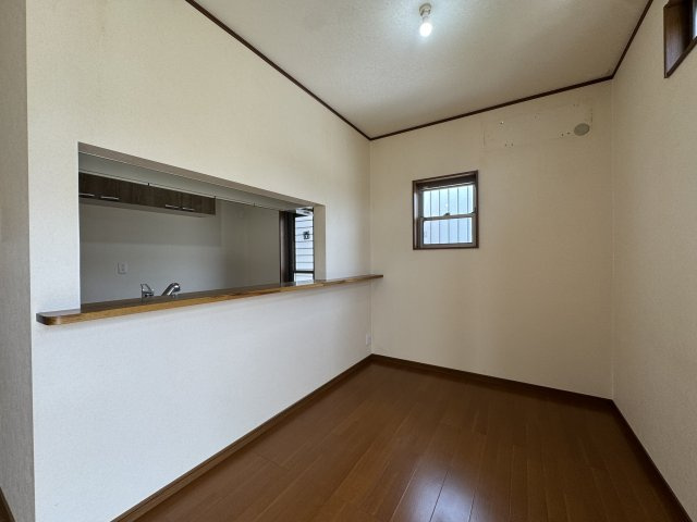 明石市朝霧東町１丁目戸建のダイニング