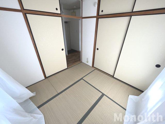 泉北茶山台２丁3番28号棟の和室