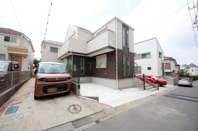 【前面道路含む現地写真】