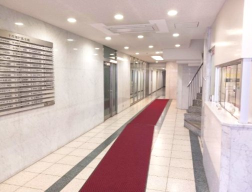 千代田ビル北館のロビー