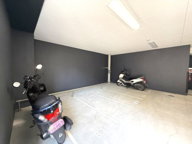 【駐車場】エステムコート新大阪 X VIパルス