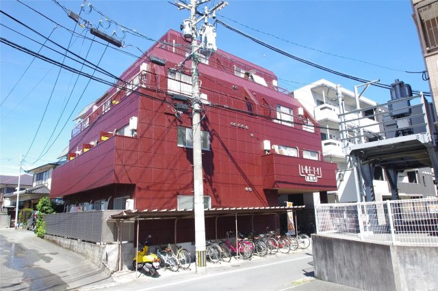 ロフティ薬園町の外観
