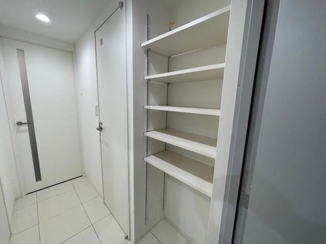 【玄関】 | ＣＲＥＡＬ三軒茶屋