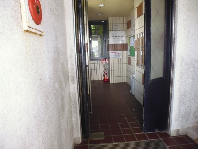 YKハイツ中崎Ⅱのエントランス