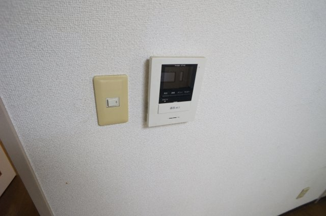 ひかりコーポのセキュリティ|クリーニング前です