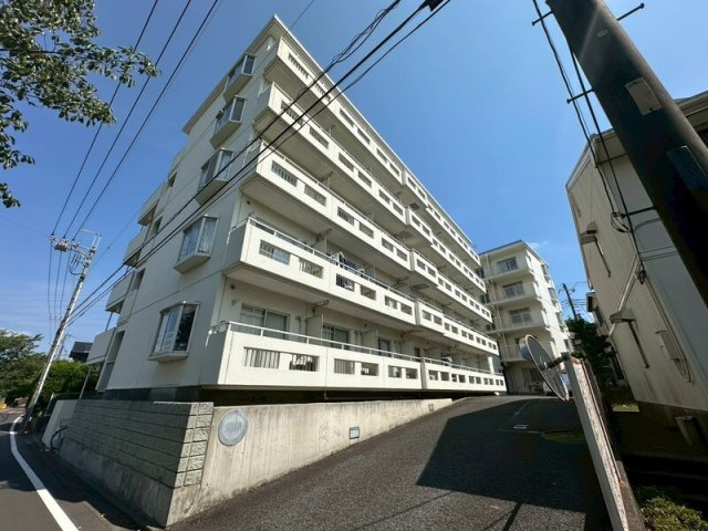 多摩ペガサスビルの外観