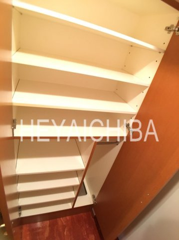 クイーンズレゾン新御徒町のその他|シューズクローゼット