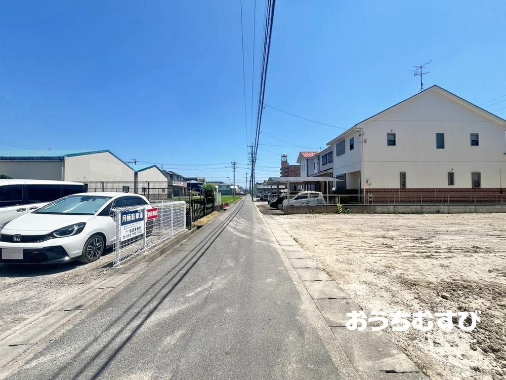 守山区小幡南3214③(全3棟)の前面道路含む現地写真