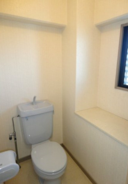 フォレスト小森野のトイレ|落ち着いたトイレです