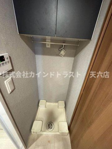 ラシュレ大阪同心の玄関|明るい玄関です