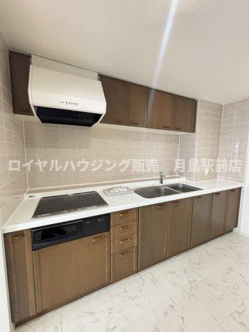 ☆独立タイプのキッチンです☆