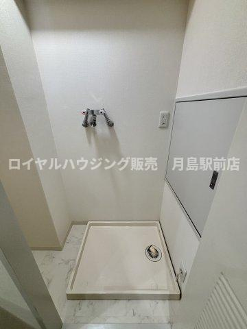 ☆濯機置き場は扉で隠すことも可能☆