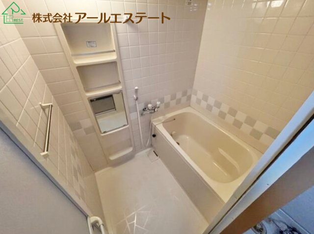 Mプラザ加古川五番館　　山陽電鉄「浜の宮駅」徒歩7分の浴室
