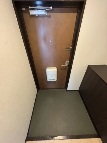 朝日プラザ大宝の玄関