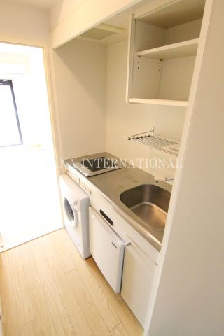 パークテラス塩焼のキッチン|冷蔵庫は撤去予定です。他部屋参考写真
