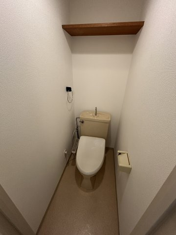 グレイスコート京王多摩川のトイレ|※別号室参考写真です