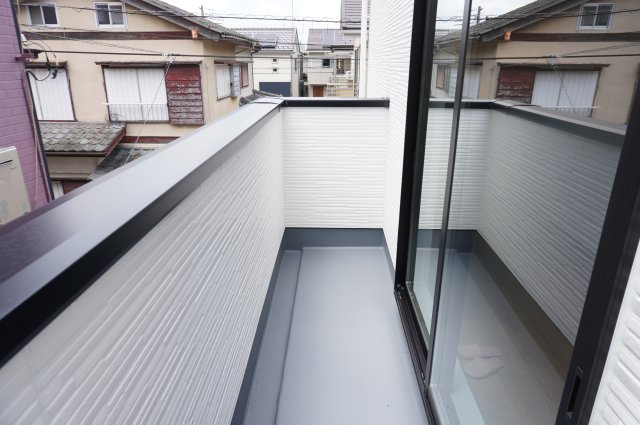 越谷市大沢 新築分譲住宅のバルコニー