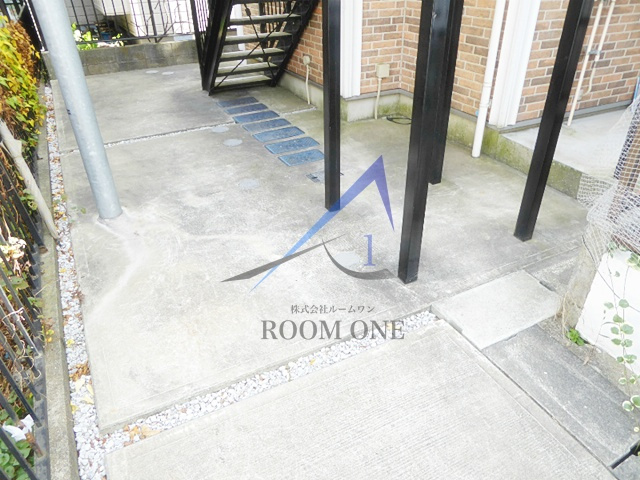ハーミットクラブハウス鶴見A棟 のエントランス|エントランスです。