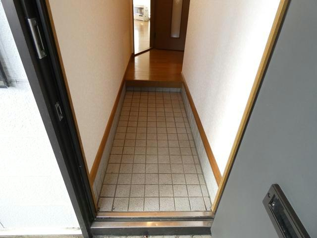 櫻ハイツの玄関