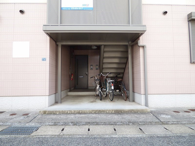 【エントランス】ハイツマイルド
