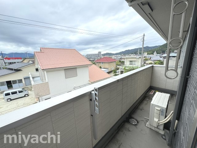 メゾン沖浜のバルコニー