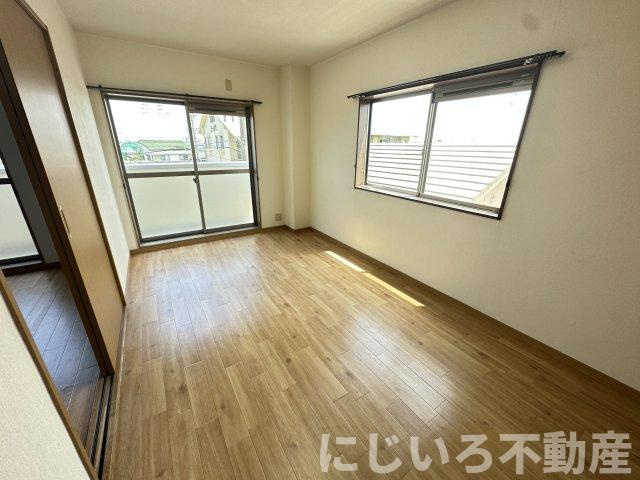 エスポワール金磯の寝室