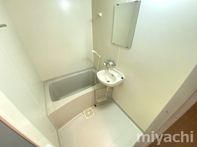 コーポヨネダ の浴室