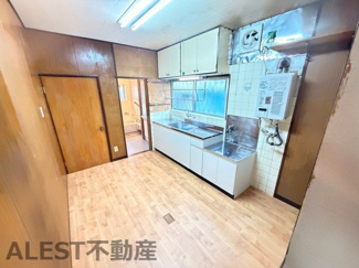【居間・リビング】 | 松之浜町1丁目貸家