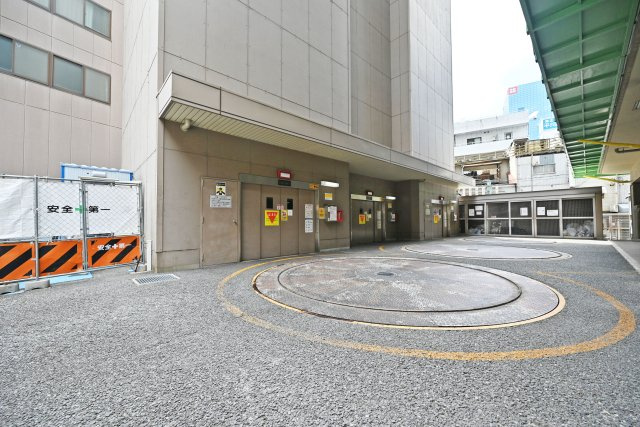 キングマンション天神橋Ⅰの周辺|周辺にスーパー・コンビニがあり、生活施設が身近にそろった利便性の高い住環境です。