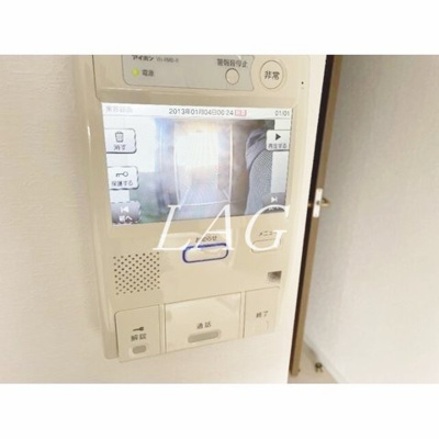 【セキュリティ】 | コスモ浦和常盤公園 | モニター付きインターホンです。