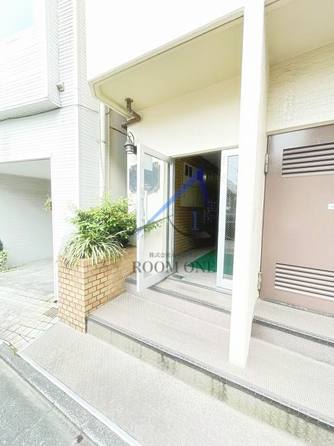 レジダンス千駄木のエントランス|エントランスです。