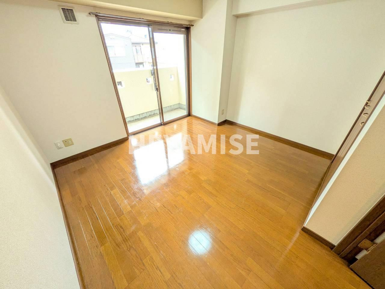 ディノ馬町の居間・リビング|※反転間取りの別の階のお部屋の画像です※現況を優先します