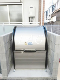 【その他共用部分】 | リブリ・オブリジャンス | 共用ゴミ置き場です。