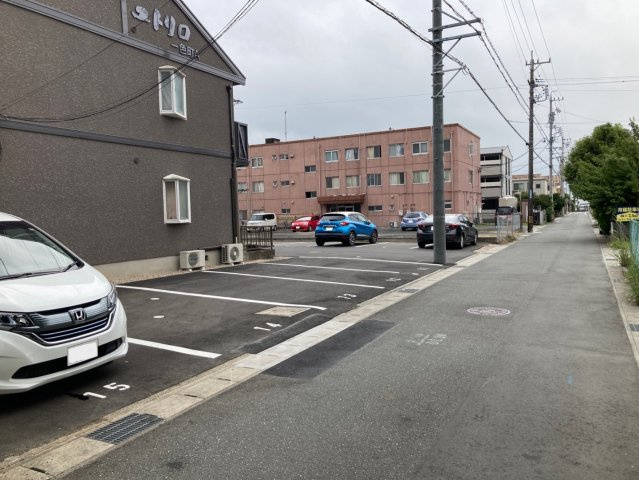 【駐車場】 | ユトリロ一色町