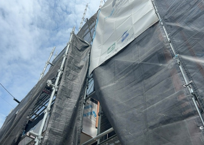 【内装】 | 緑町新築戸建 | 内装はとにかくおしゃれなものがいい！と選ぶ前に、まず住んだ後のことを想像してみましょう。住んでみたらコンセントの位置が悪くて使いにくいなど出てきます。事前にどの家電をどこに置くか想定しておきましょう。