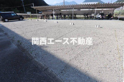 【駐車場】 | ビレッジハウス勝浦