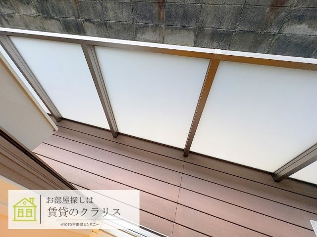 レフィシア西院のバルコニー