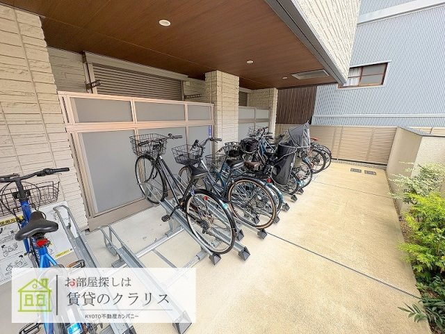 レフィシア西院