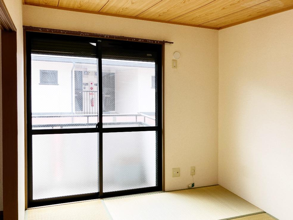 プレステージ芦屋B棟の居間・リビング